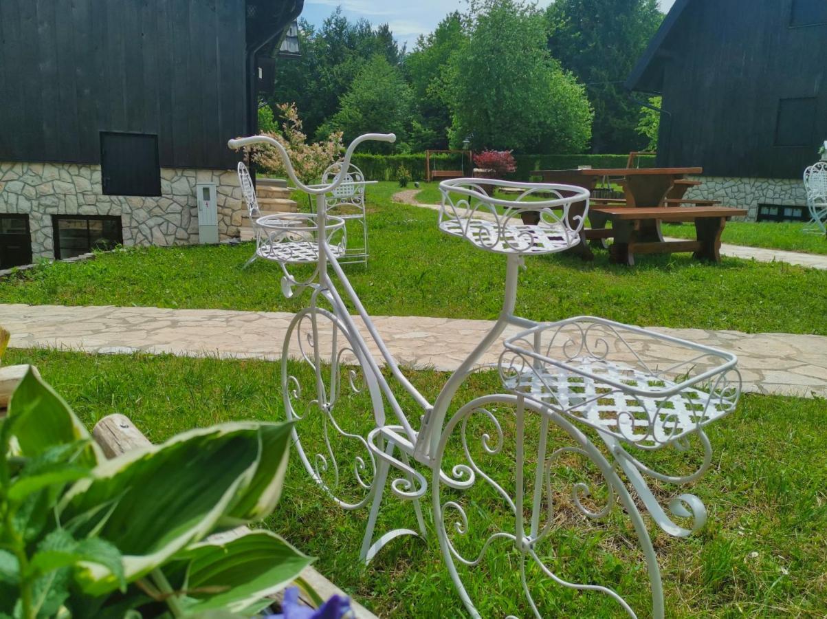 Etno Garden Apartments Plitvica selo Luaran gambar